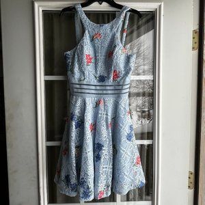 A light blue short dress size 3